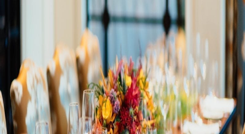 How to host a food and drinks event